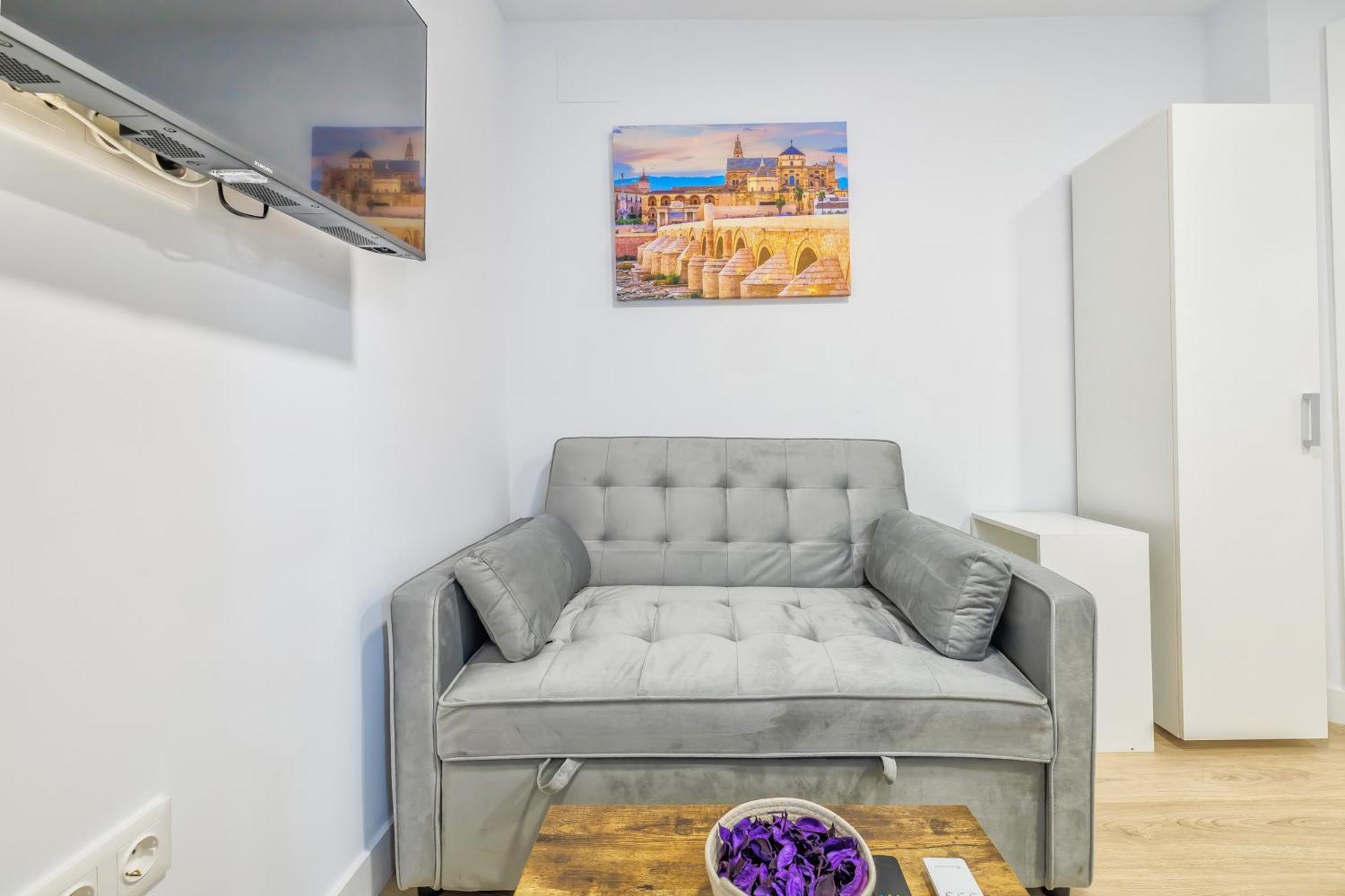 Almedina Apartment *